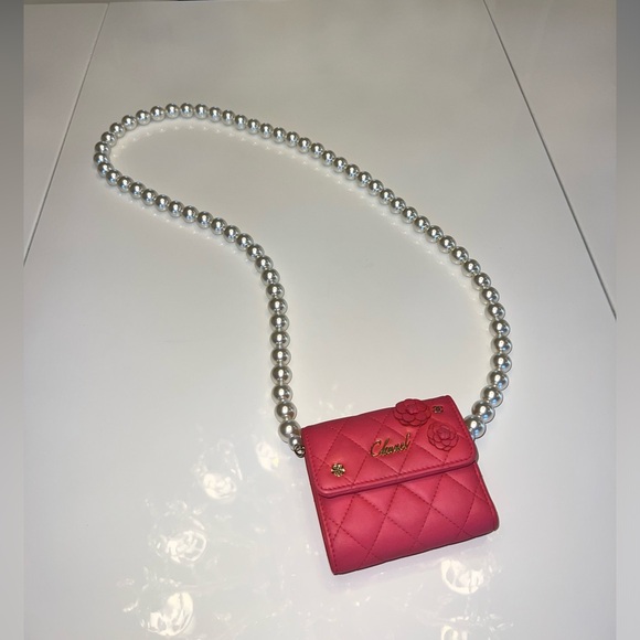 💯 Authentic extra rare Coral Chanel wallet with a custom made pearl chain - Picture 6 of 12